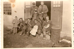 A-gepmuhely-dolgozoi-1954-Okros-Imre