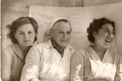 Zubo-Maria-dadus-Pacza-neni-konyhas-Vizaknai-Ilona-Fenyvesvolgyi-Jozsefne-dadus-1958